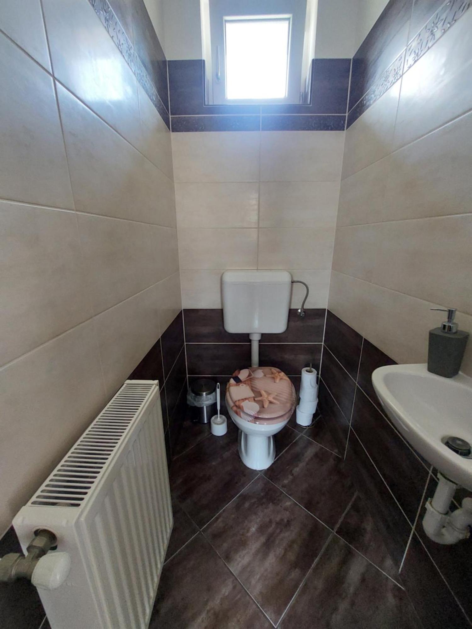 Akacvirag Airport Vendeghaz Apartment Debreţin Exterior foto