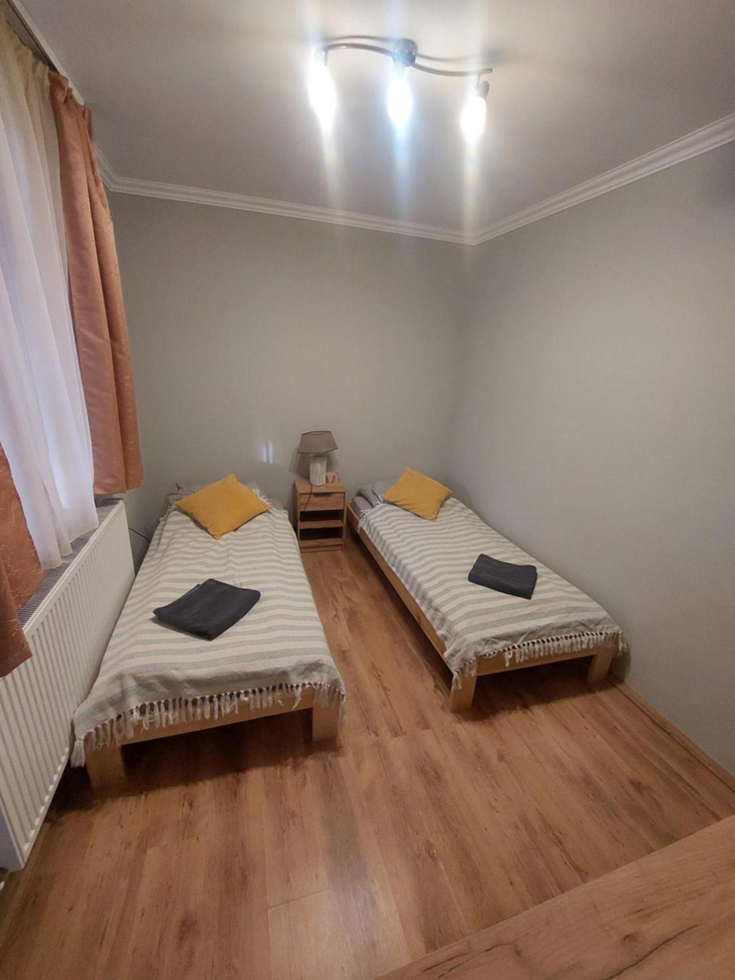 Akacvirag Airport Vendeghaz Apartment Debreţin Exterior foto